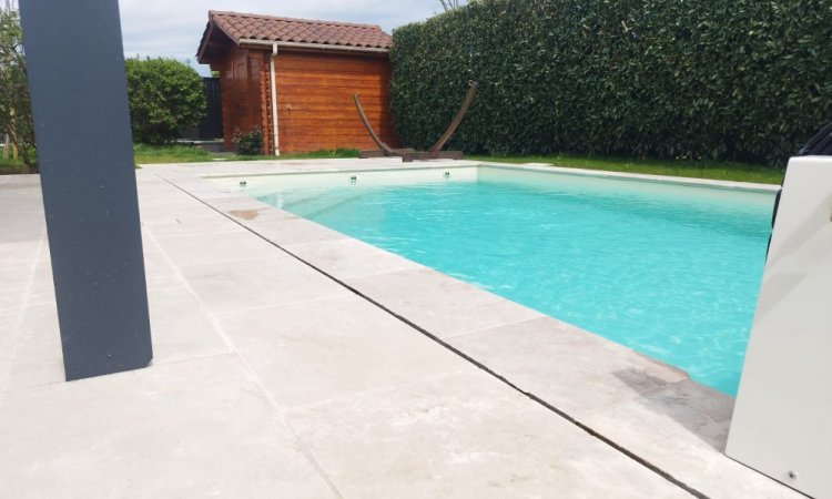 Construction Piscine 6 x 3 x 1.5m - Fond plat à Tignieu Jameyzieu (38230) par Aquajardin pisciniste paysagiste 