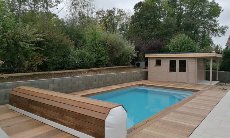 Construction d'une piscine 8x4 /  fond plat 1,50m à Vieugy (74) par Aquajardin votre paysagiste - pisciniste à Tignieu Jameyzieu